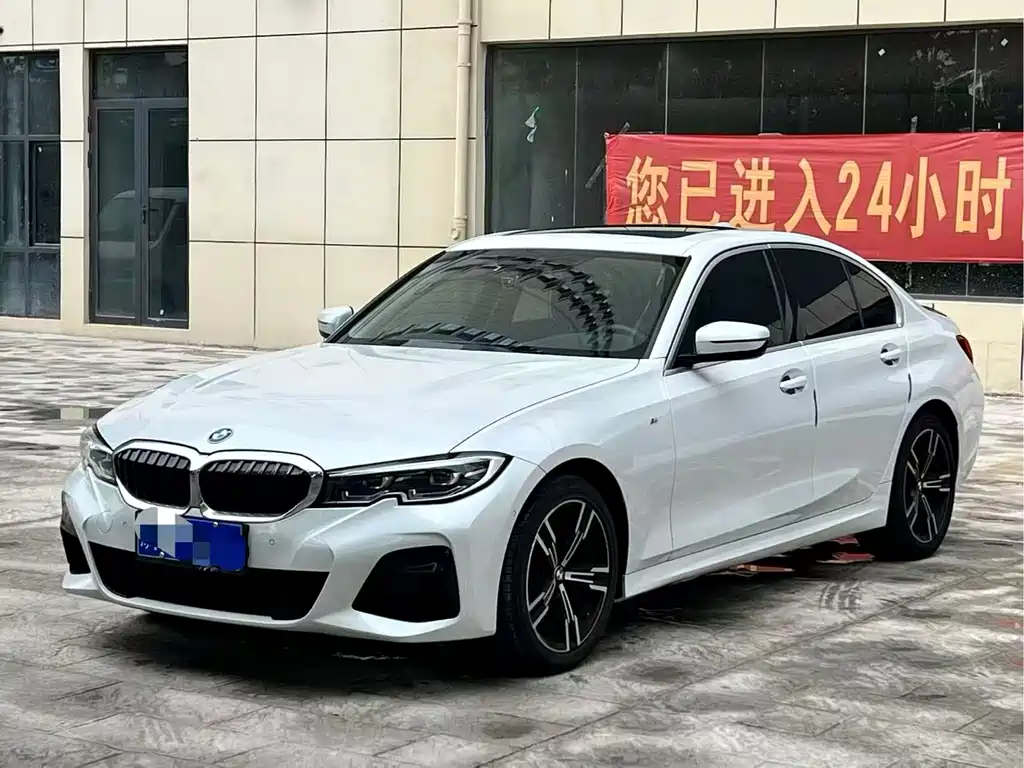 BMW 3 Series 2021