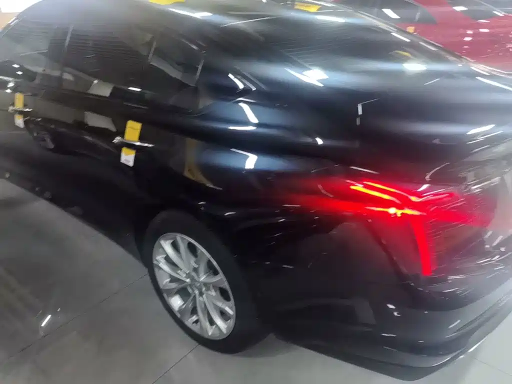 Cadillac CT5 — миниатюра 5