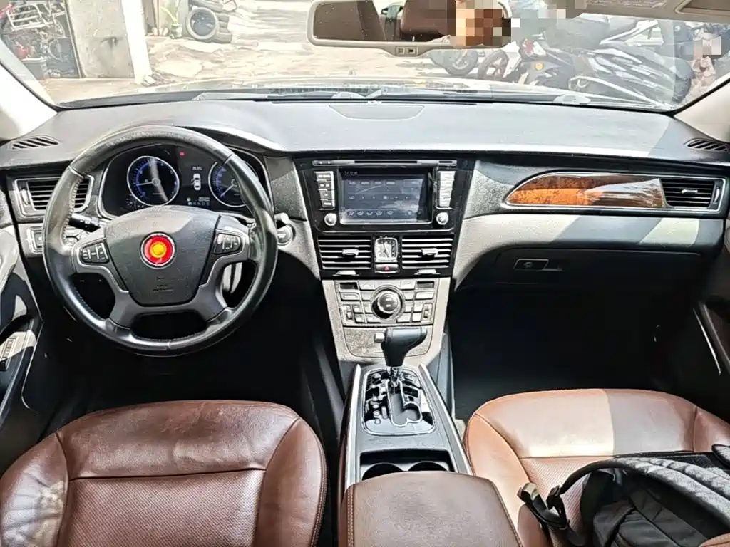 Hongqi Hongqi H7 — миниатюра 10