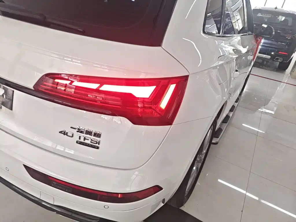 Audi Q5L — миниатюра 8
