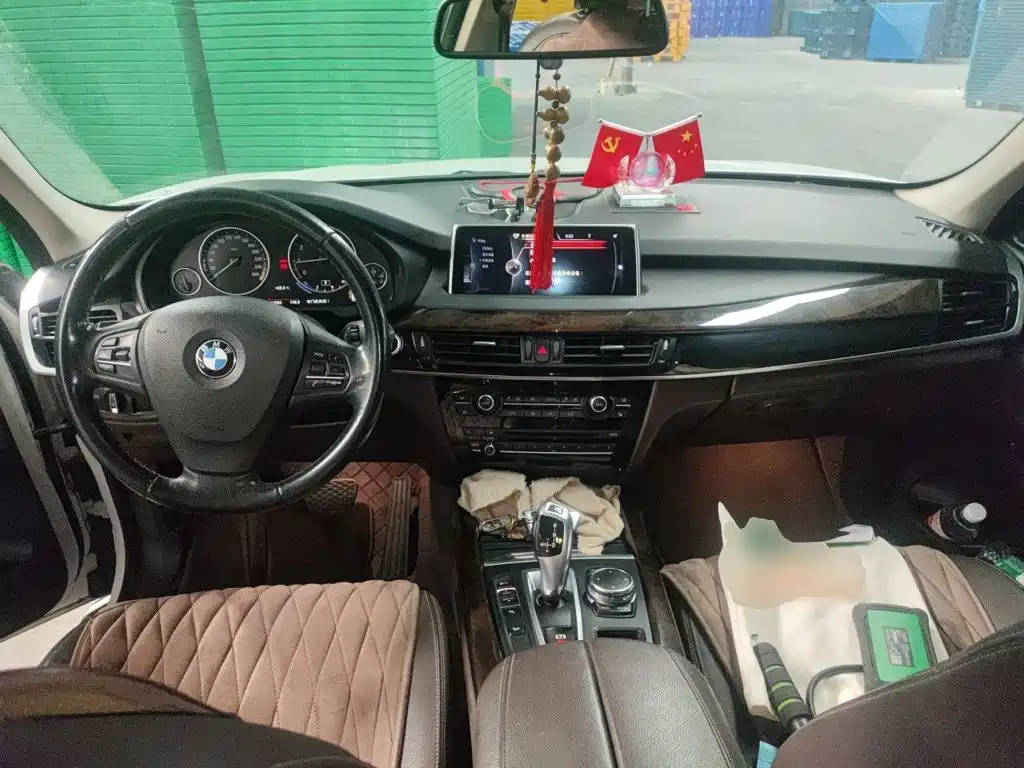 BMW X5 (Import) — миниатюра 5