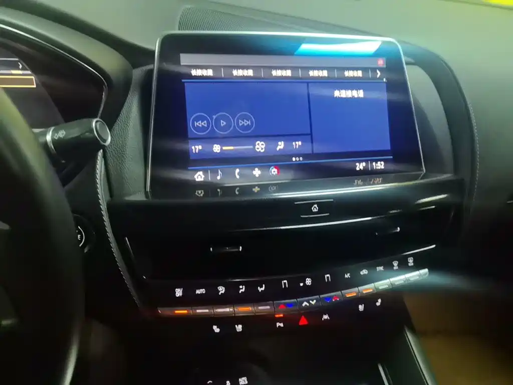 Cadillac CT5 — миниатюра 13