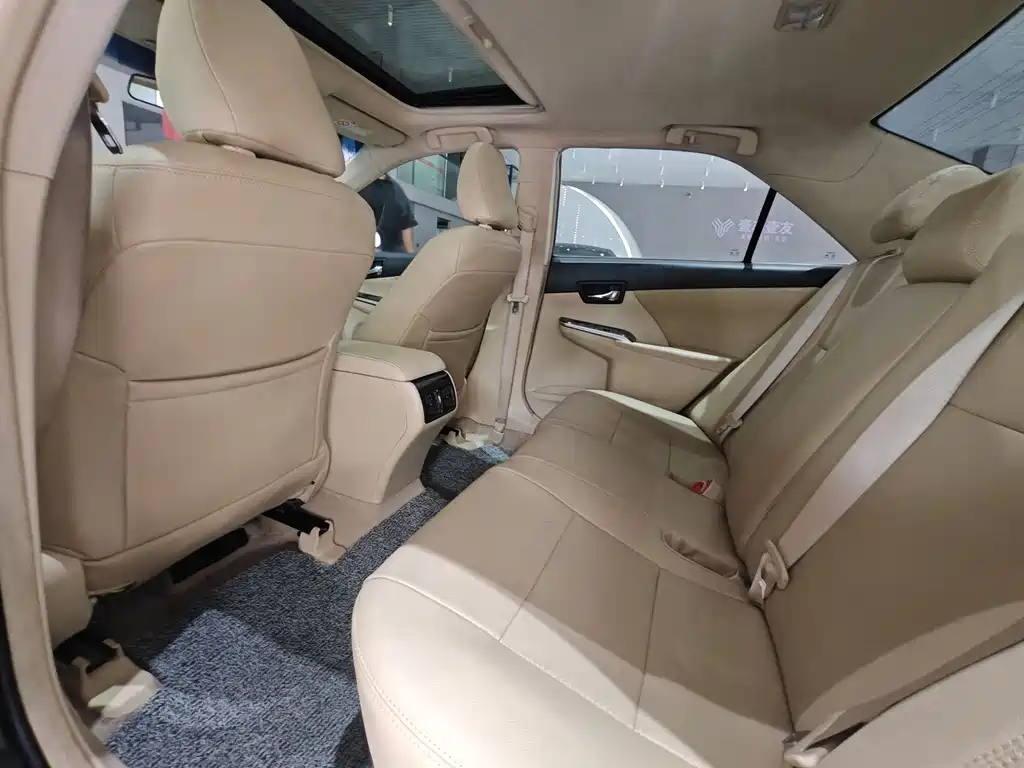 Toyota Camry 2015 2.0E Elite
