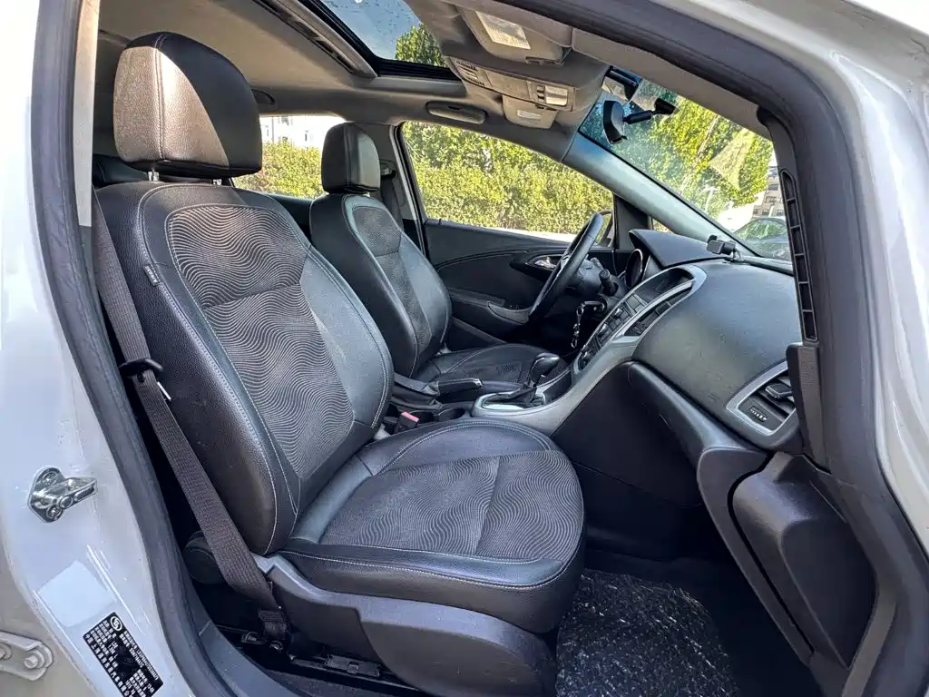 Buick Excelle — миниатюра 13