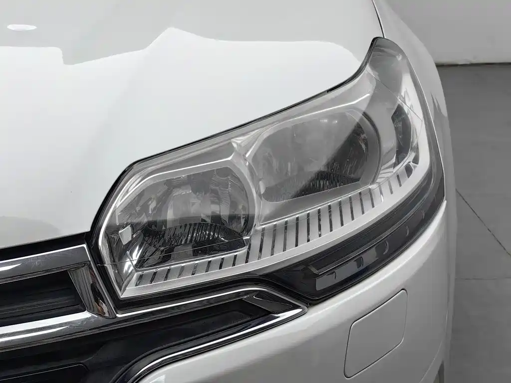 Citroen C5 — миниатюра 7
