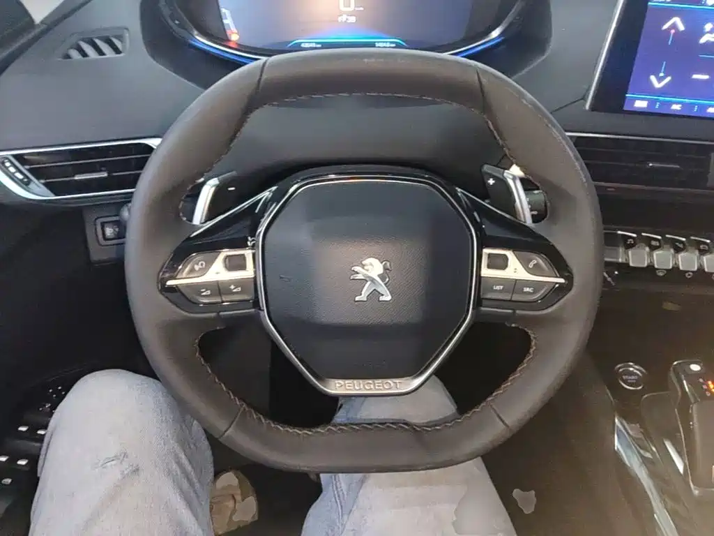 Peugeot 4008 — миниатюра 11