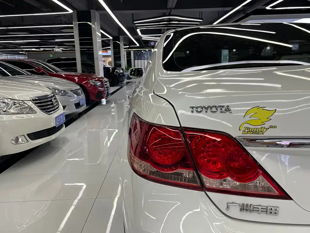 Toyota Camry — миниатюра 46