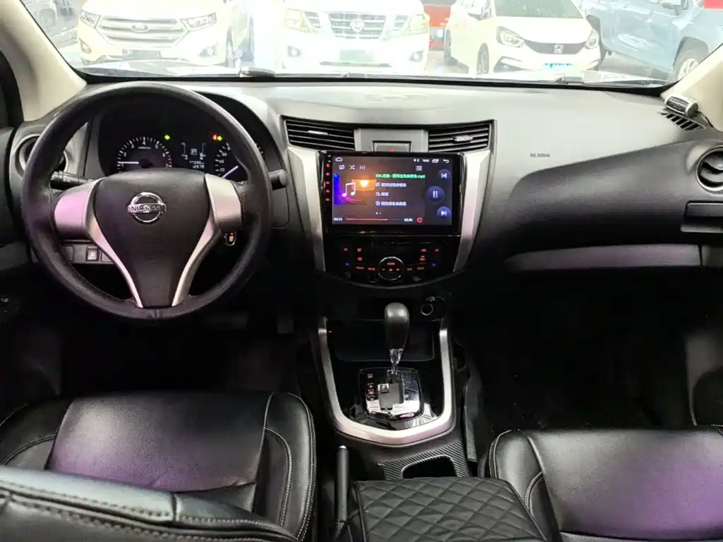 Nissan Navara — миниатюра 10