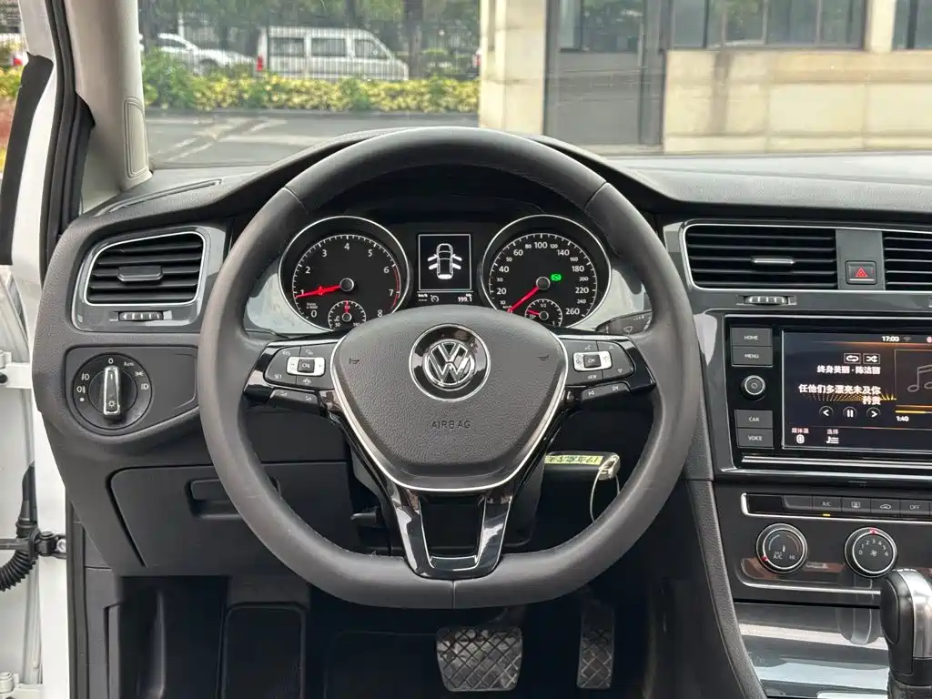 Volkswagen Golf — миниатюра 8