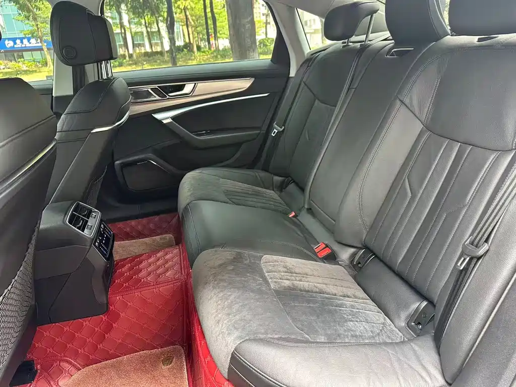Audi A6L — миниатюра 7