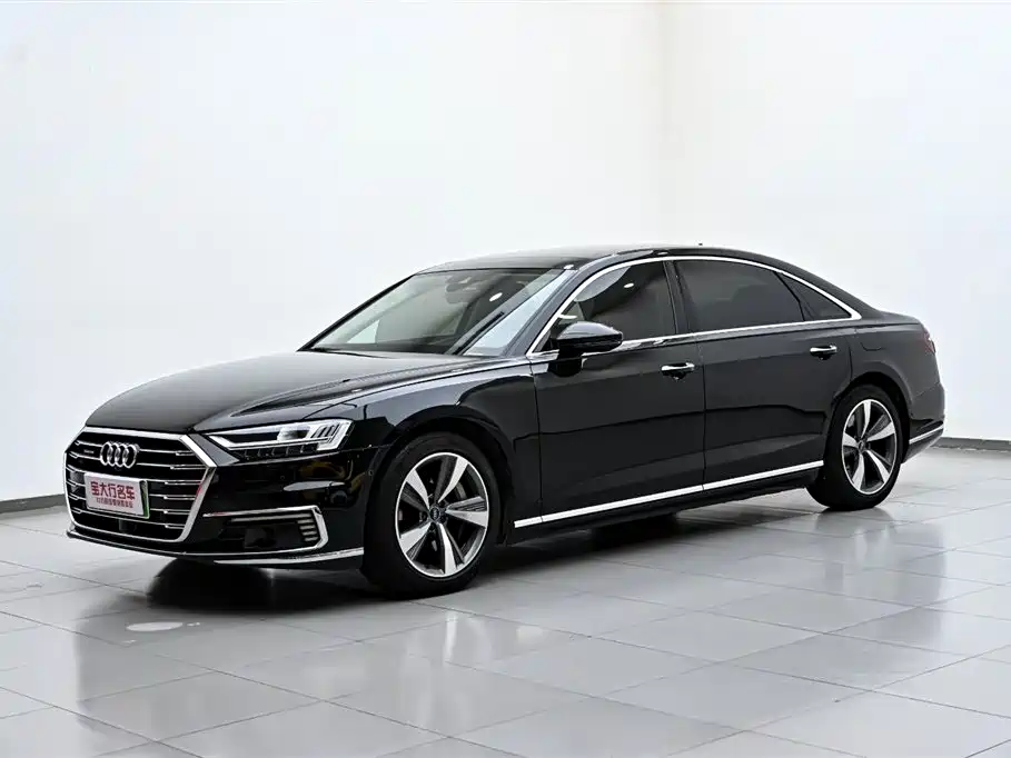 Audi A8 New Energy A8L 60 TFSIe quattro Collection Edition, фото 2