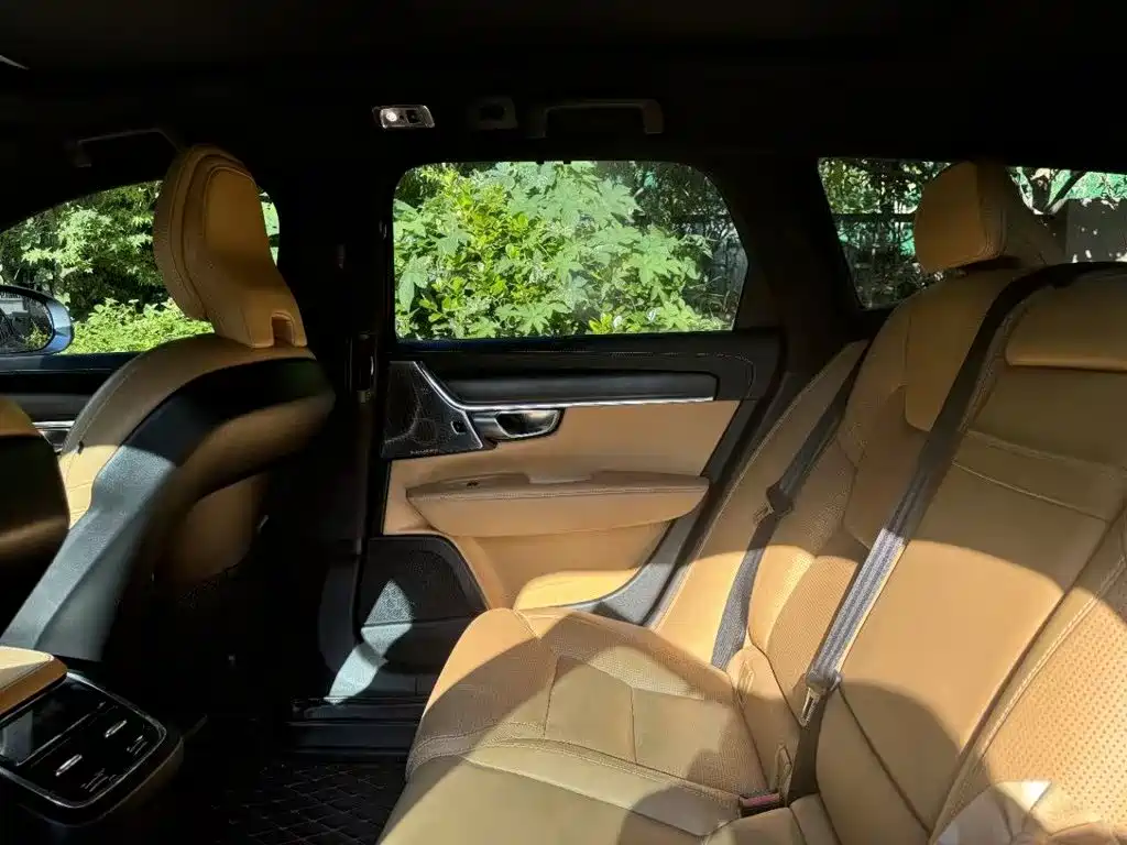 Volvo V90 — миниатюра 7