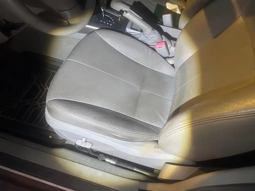 Subaru Forester 2010 2.5XS AT Luxury