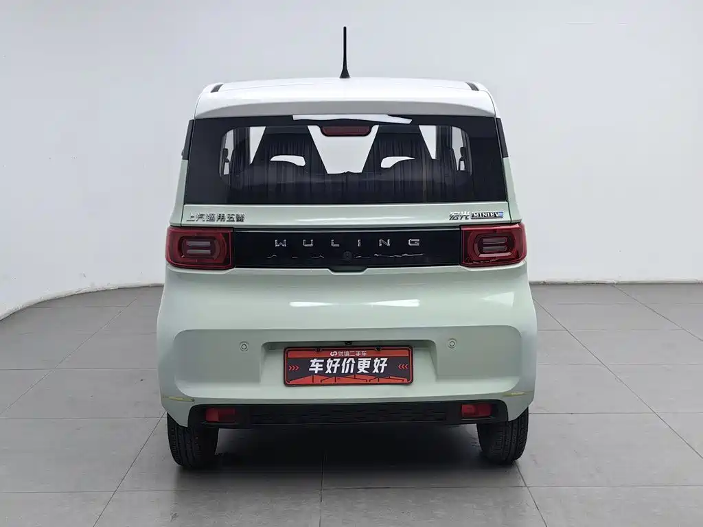 Wuling MINIEV — миниатюра 4