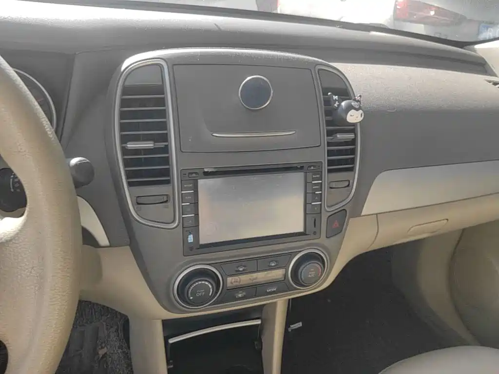 Nissan Sylphy — миниатюра 18