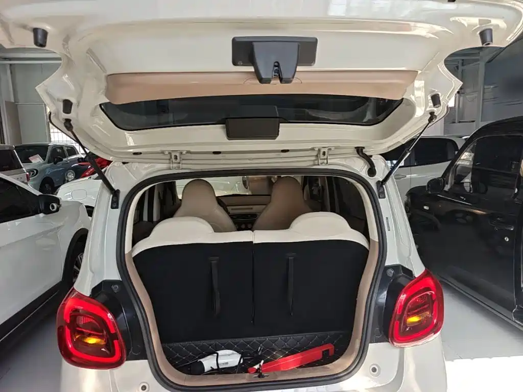 Wuling MINIEV — миниатюра 19