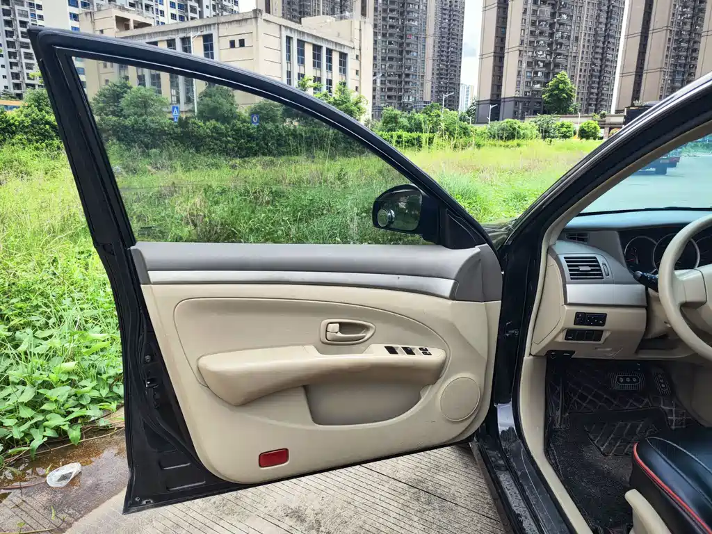 Nissan Sylphy — миниатюра 15