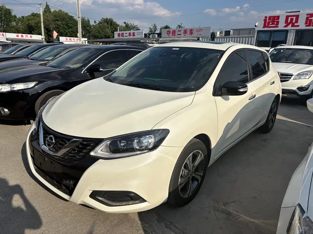 Nissan Tiida 2020
