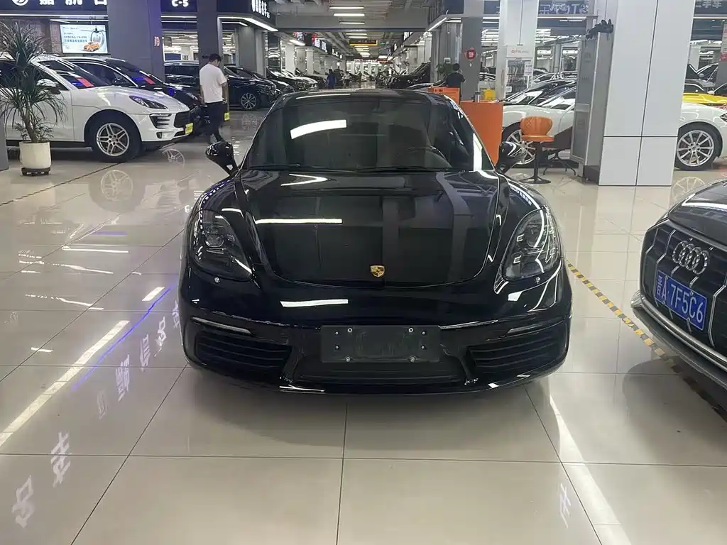 Porsche 718 2020 Cayman 2.0T