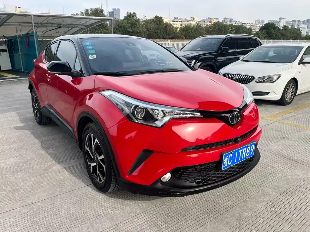 TOYOTA C HR