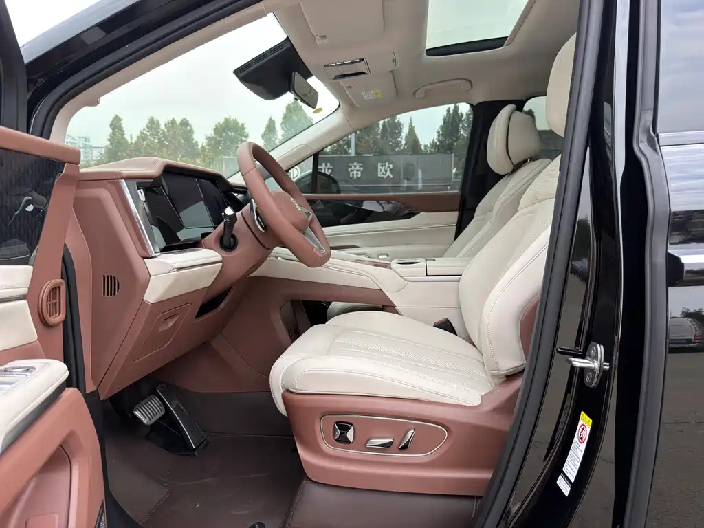 BYD Xia — миниатюра 7