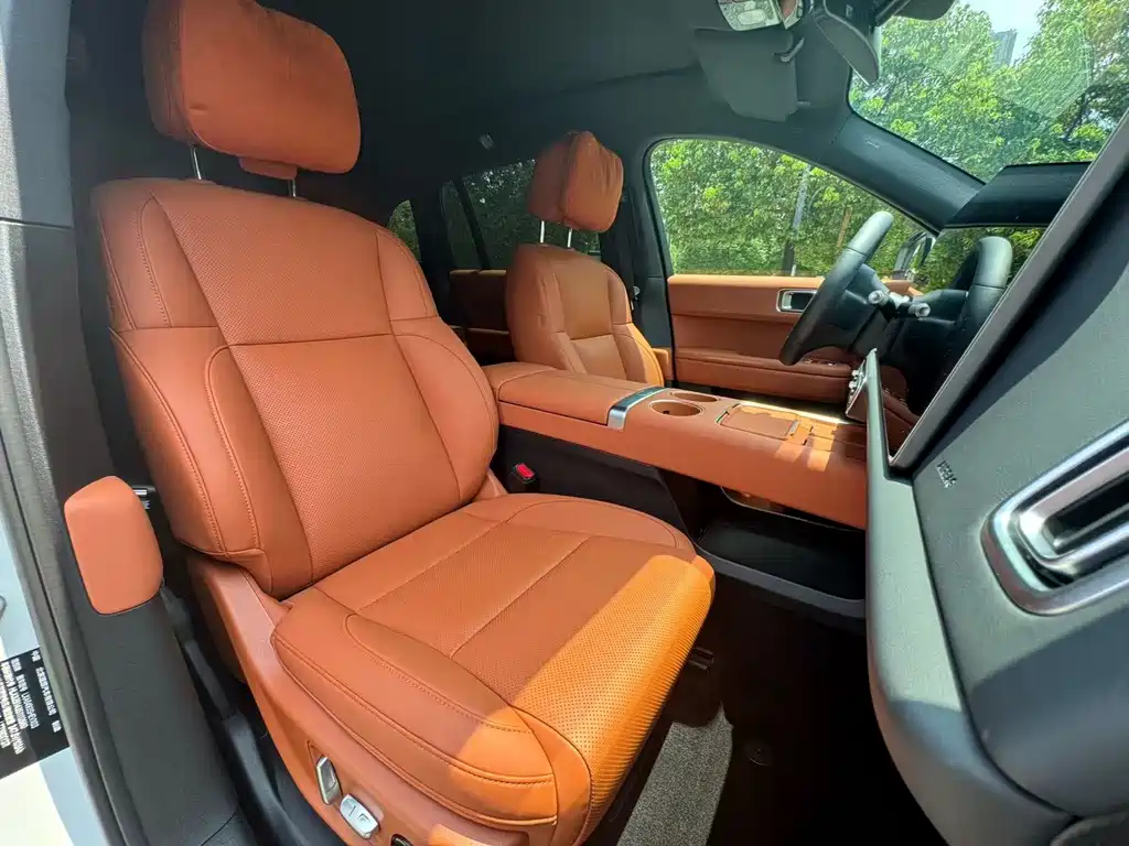 Li Auto Li L6 — миниатюра 10