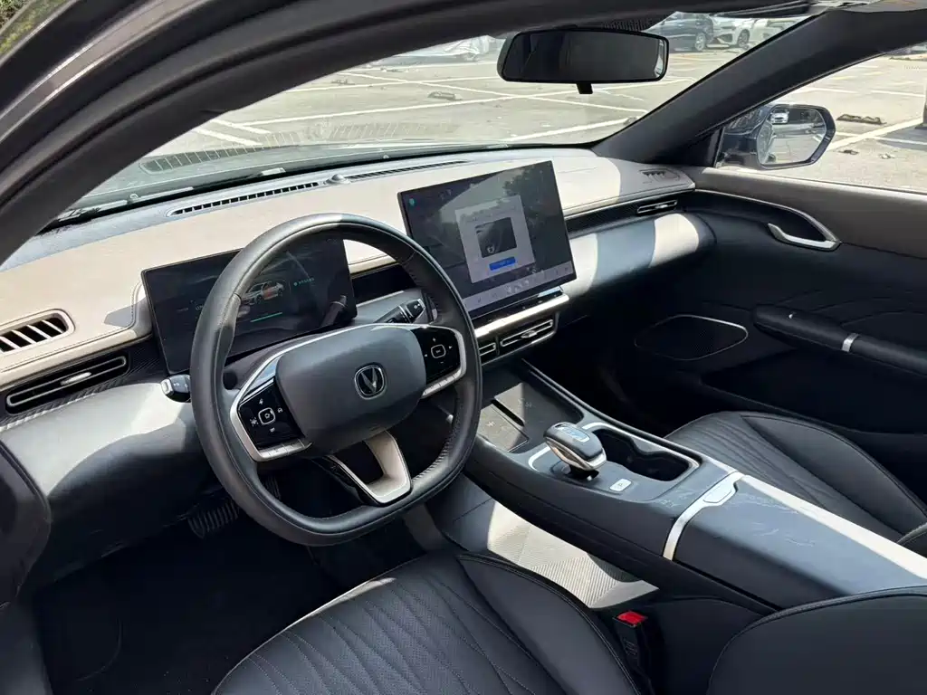 Changan Eado — миниатюра 5