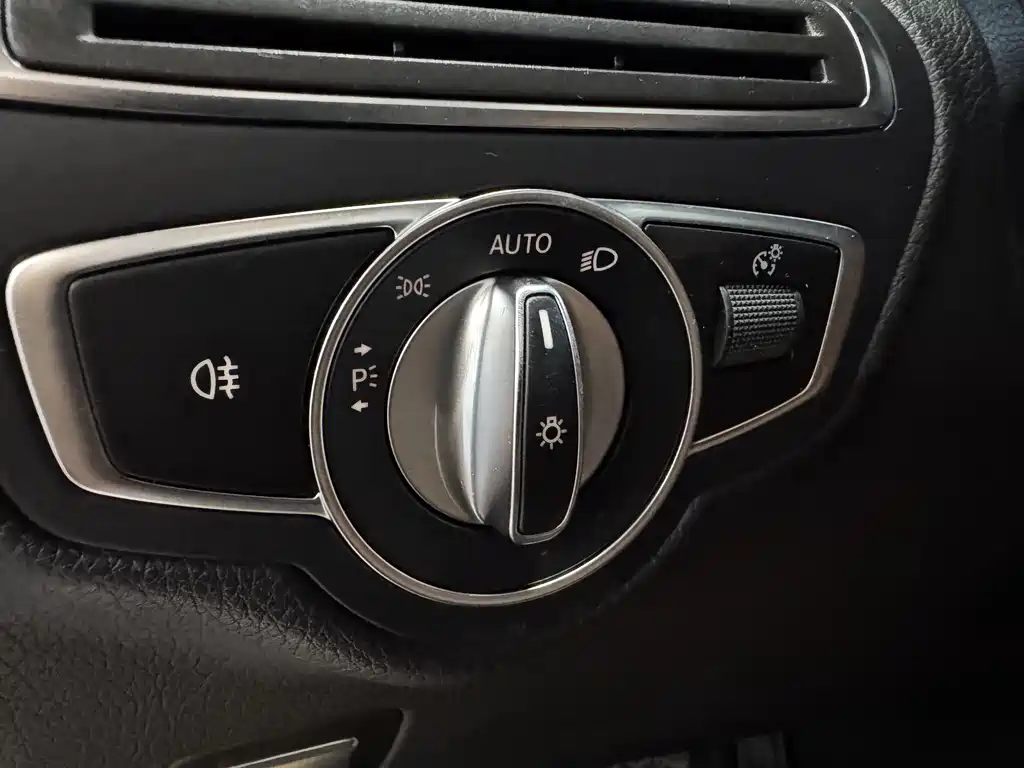 Mercedes-Benz GLC — миниатюра 9