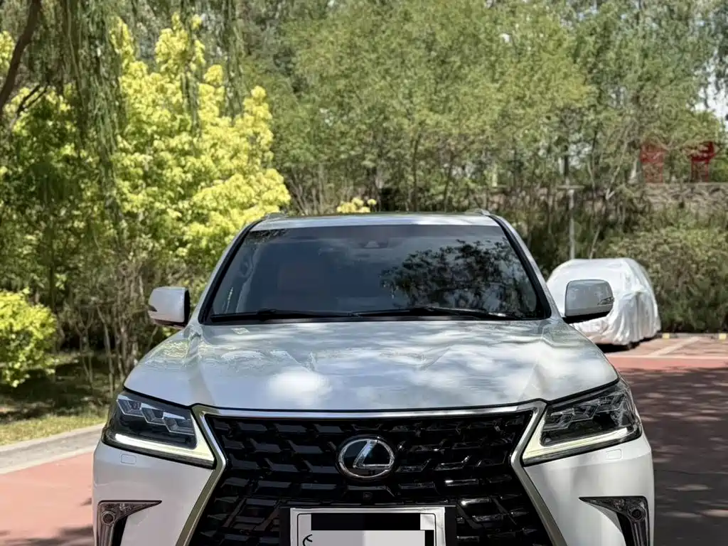 Lexus LX 2016 570 Luxury