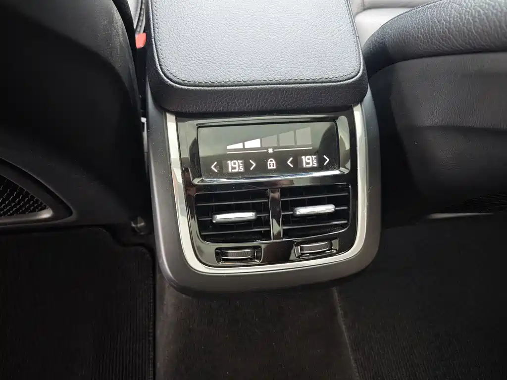 Volvo V90 — миниатюра 13