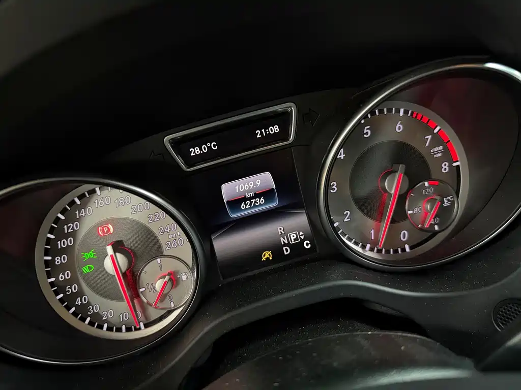 Mercedes-Benz CLA (Import) — миниатюра 12
