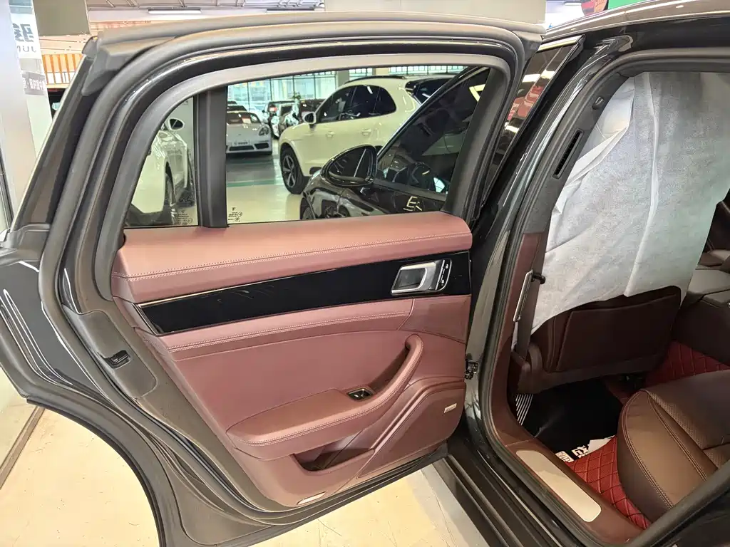 Porsche Panamera — миниатюра 8