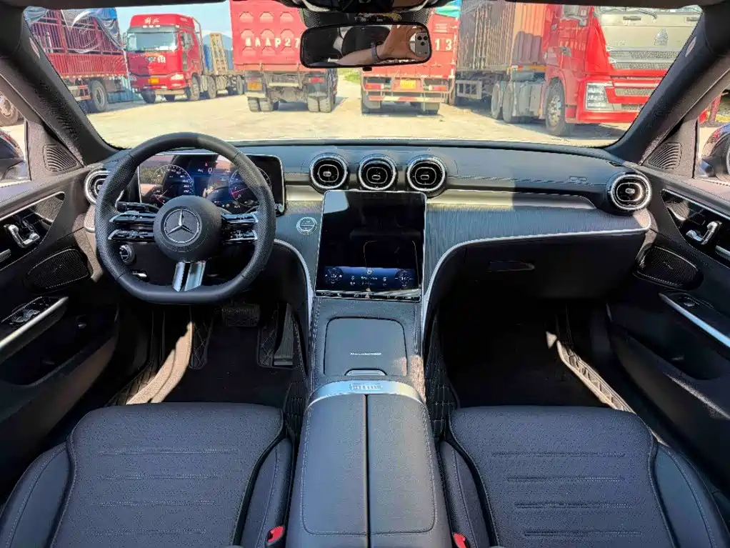 Mercedes-Benz C-Class — миниатюра 9