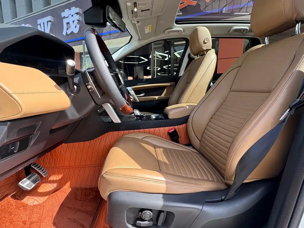 Land Rover Discovery Sport — миниатюра 7