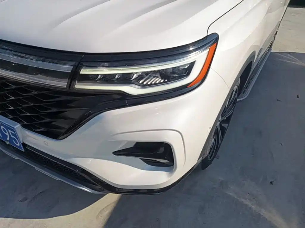 Roewe RX5 MAX — миниатюра 24