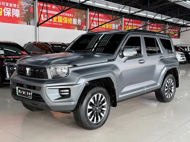 Tank 700 PHEV