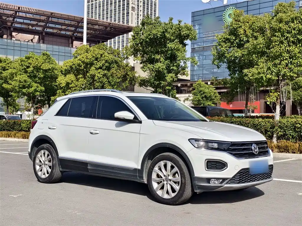 VOLKSWAGEN T ROC EXPLORING SONGS