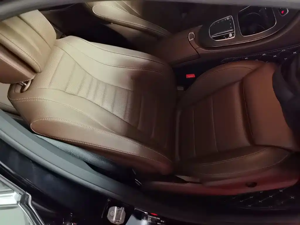 Mercedes-Benz E-Class — миниатюра 25