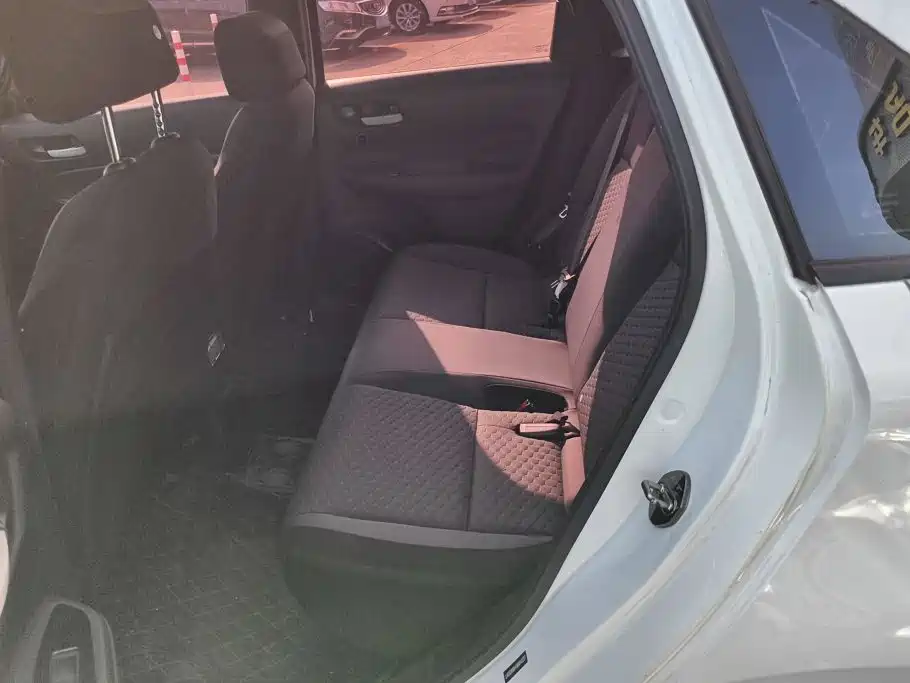 Honda Fit — миниатюра 11