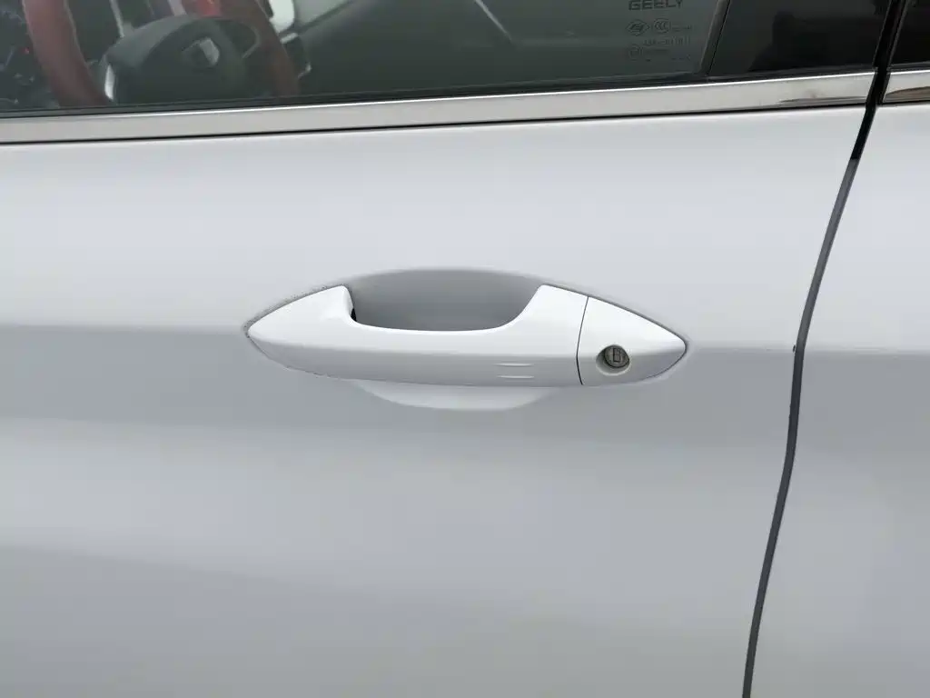 Geely Binyue — миниатюра 18