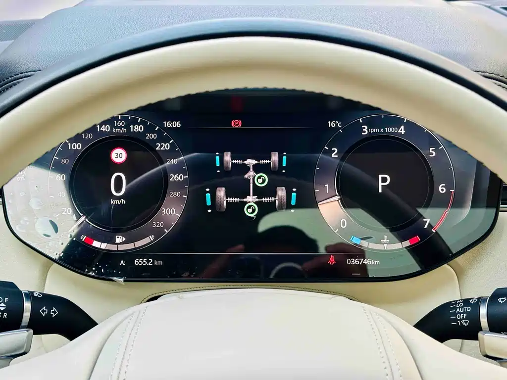 LAND ROVER RANGE ROVER