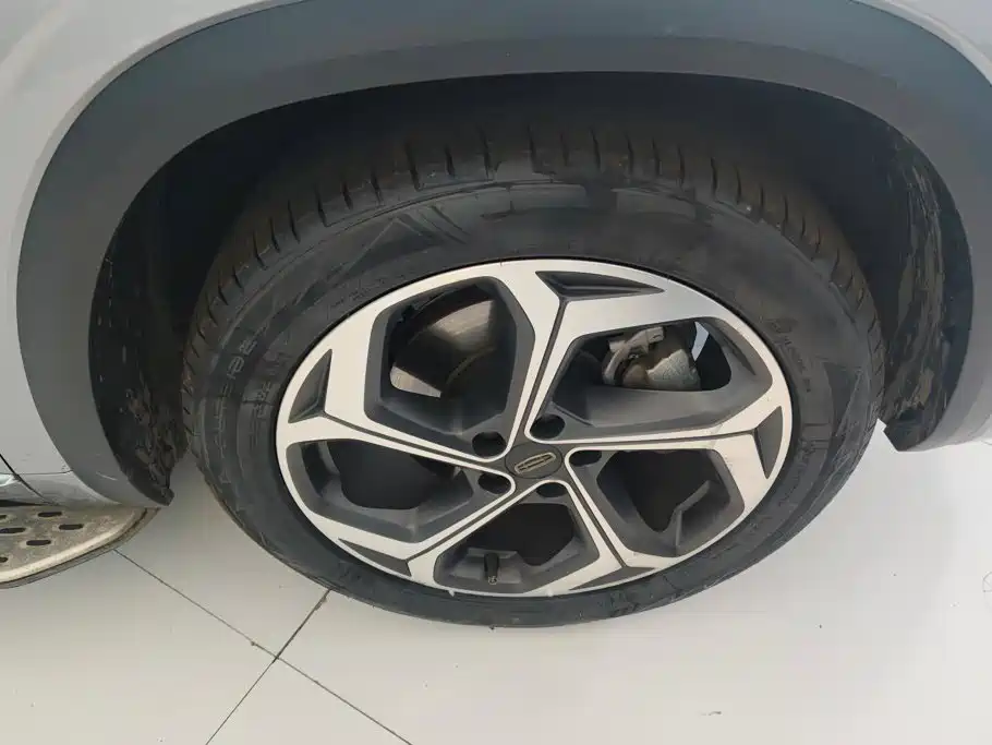 Geely Xingyue L — миниатюра 6