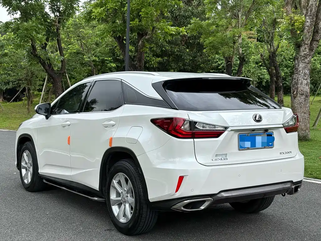 Lexus RX — миниатюра 7
