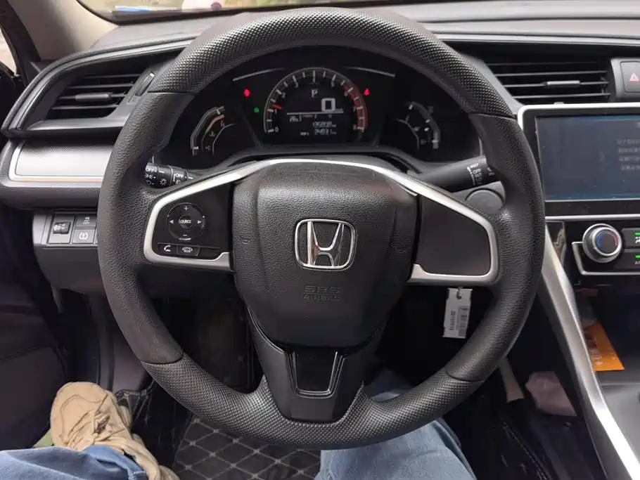 Honda Civic — миниатюра 15