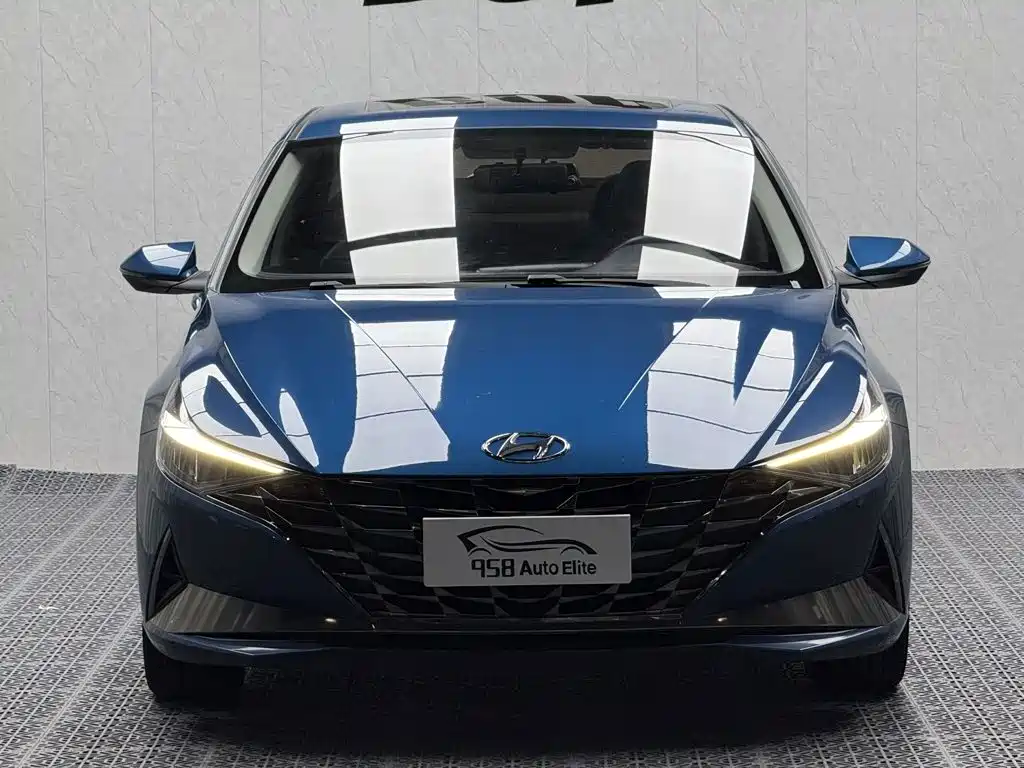 Hyundai Elantra — миниатюра 2