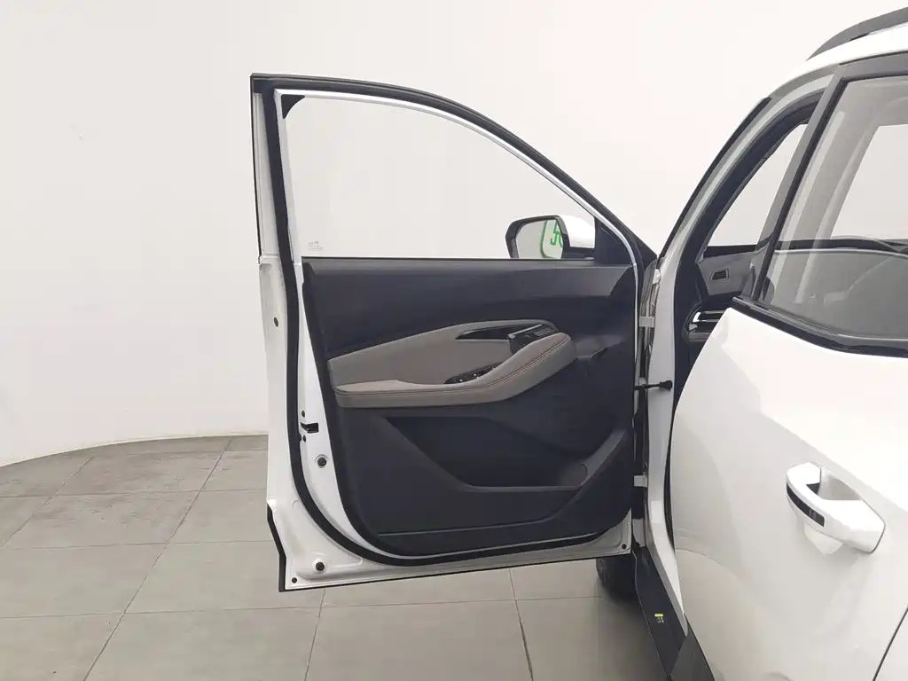 Baojun RS-3 2020 1.5L MT Luxury