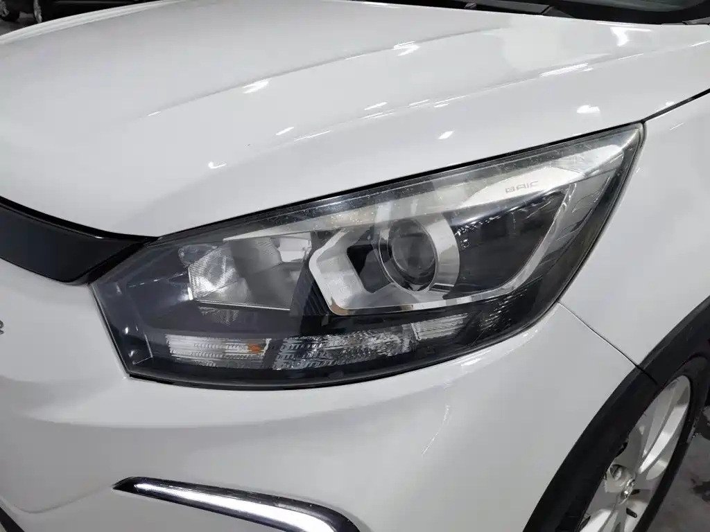 BAIC New Energy EC5 — миниатюра 7