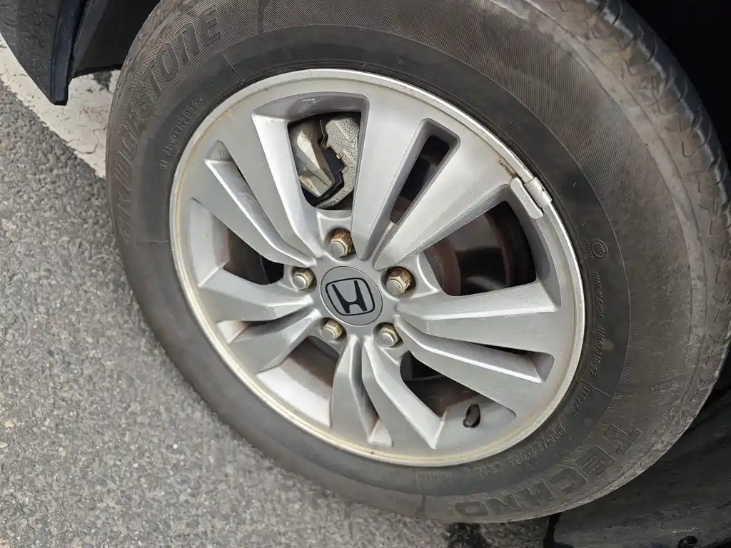 Honda Accord — миниатюра 18