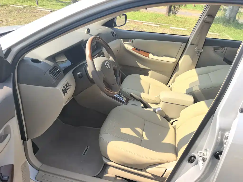 Toyota Corolla — миниатюра 12