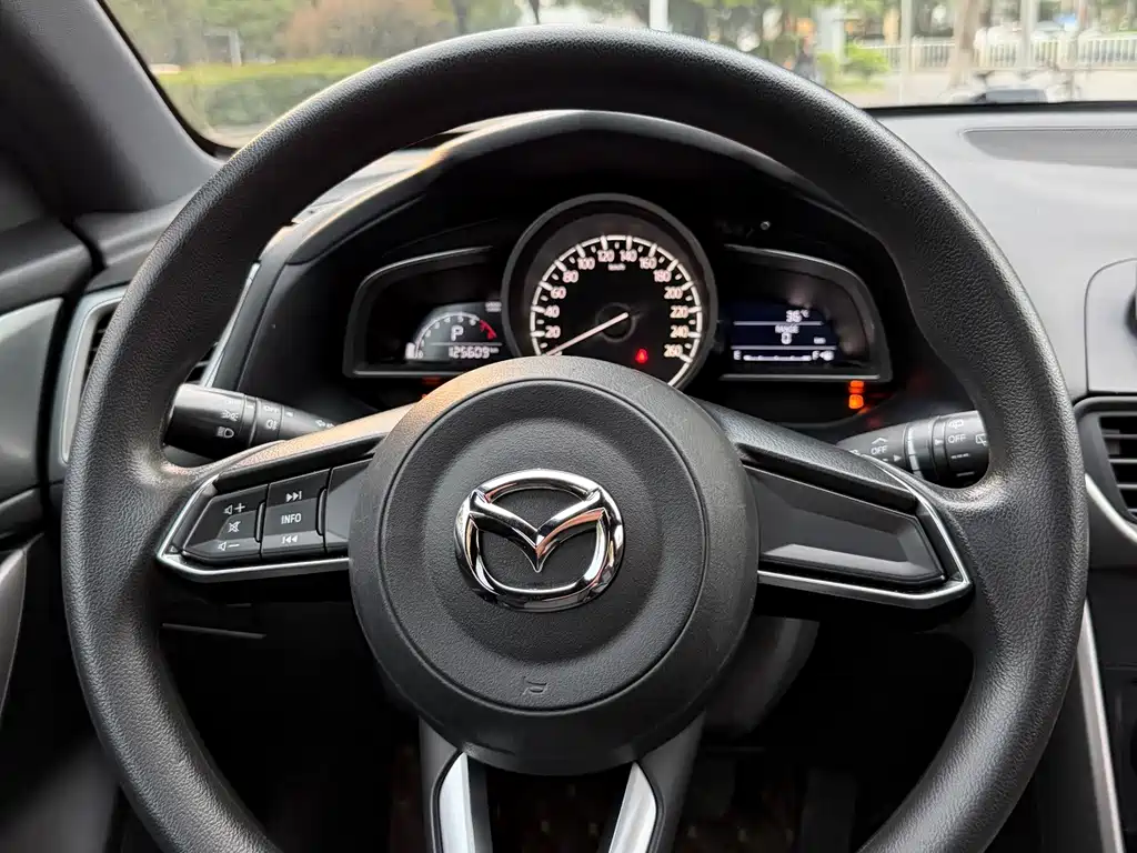 Mazda CX-4 — миниатюра 18